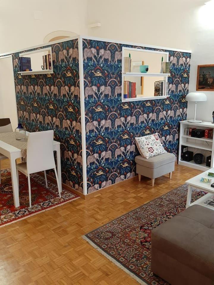 Charming Loft In Piazza Di Spagna Apartamento